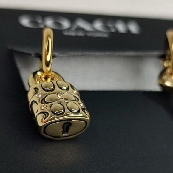 COACH Earrings Quilted Padlock Key Mismatch Earrings Gold Signature Logo - Picture 7 of 12